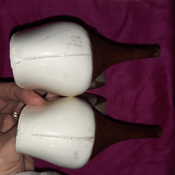 Adorbs Cathy Jean Leather Peekaboo Pumps size 8, fits like a size 7 - Picture 5 of 8